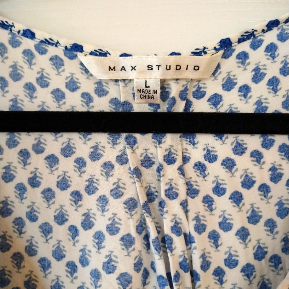 Max Studio Blouse - Picture 2 of 2